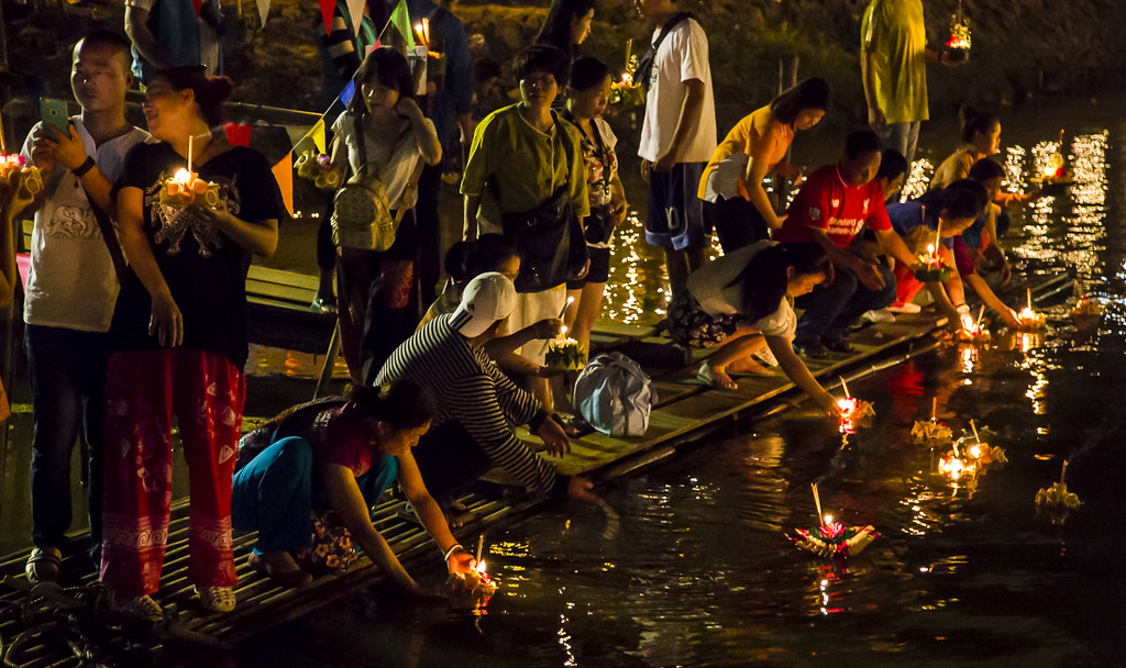 Places to celebrate Loy Krathong Bangkok 2019 – The Thai “Festival of Light”