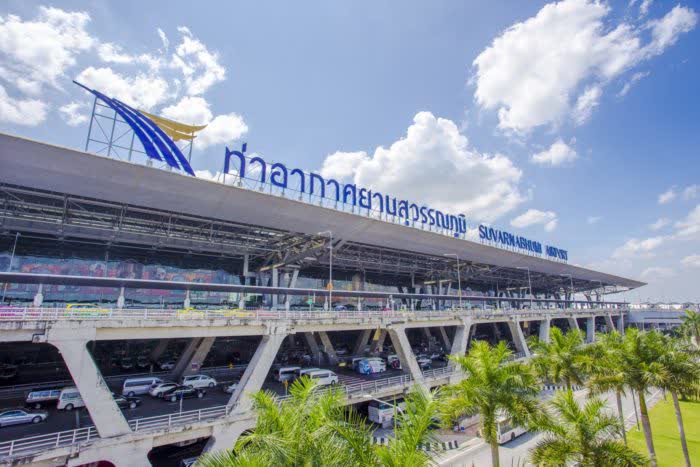 Suvarnabhumi Airport turns check-in area into vaccination facility for staff