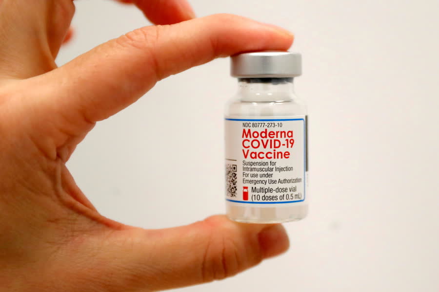 Thai Red Cross Seals Deal to Procure Moderna COVID-19 Vaccine Next Year