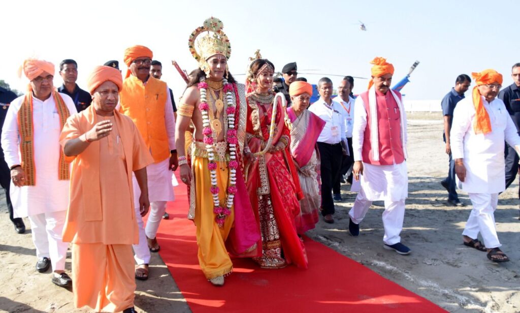 Shivya Pathania welcomed as Devi Sita by PM Narendra Modi Ji and CM of Uttar Pradesh Yogi Adityanath ji in Ayodhaya Deepostsava