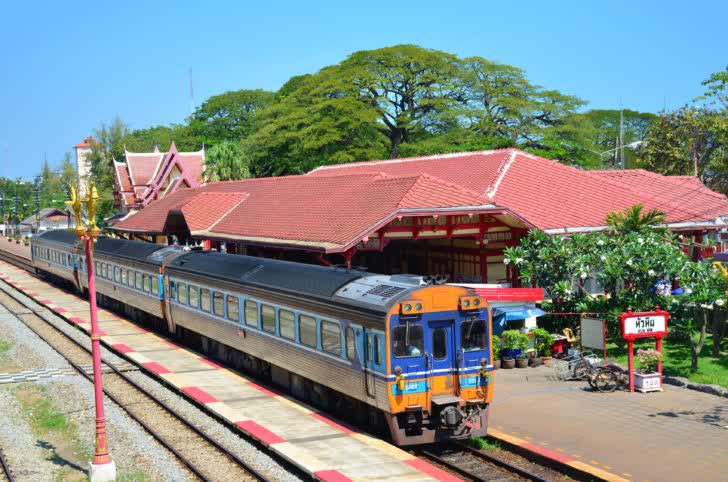 Southbound trains terminating at Hat Yai